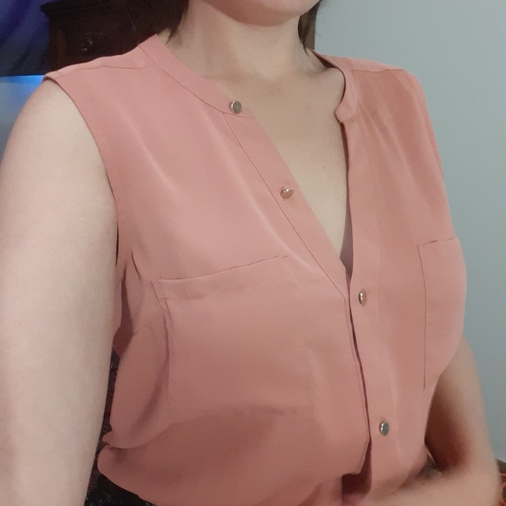Shirt - Picture 4 of 4